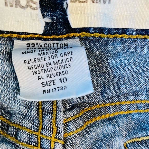 Distressed & Bleached CutOff Short Shorts - Picture 3 of 6